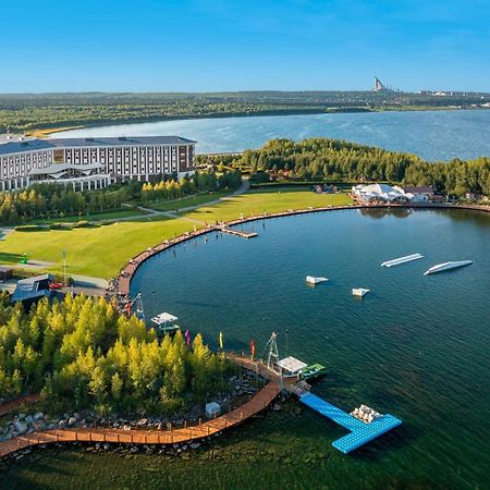Rixos Borovoe Hotell Shchūchīnsk Exteriör bild Aerial view of the hotel and the lake