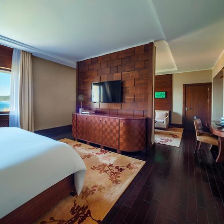 Rixos Borovoe Hotell Shchūchīnsk Exteriör bild A bedroom at the hotel