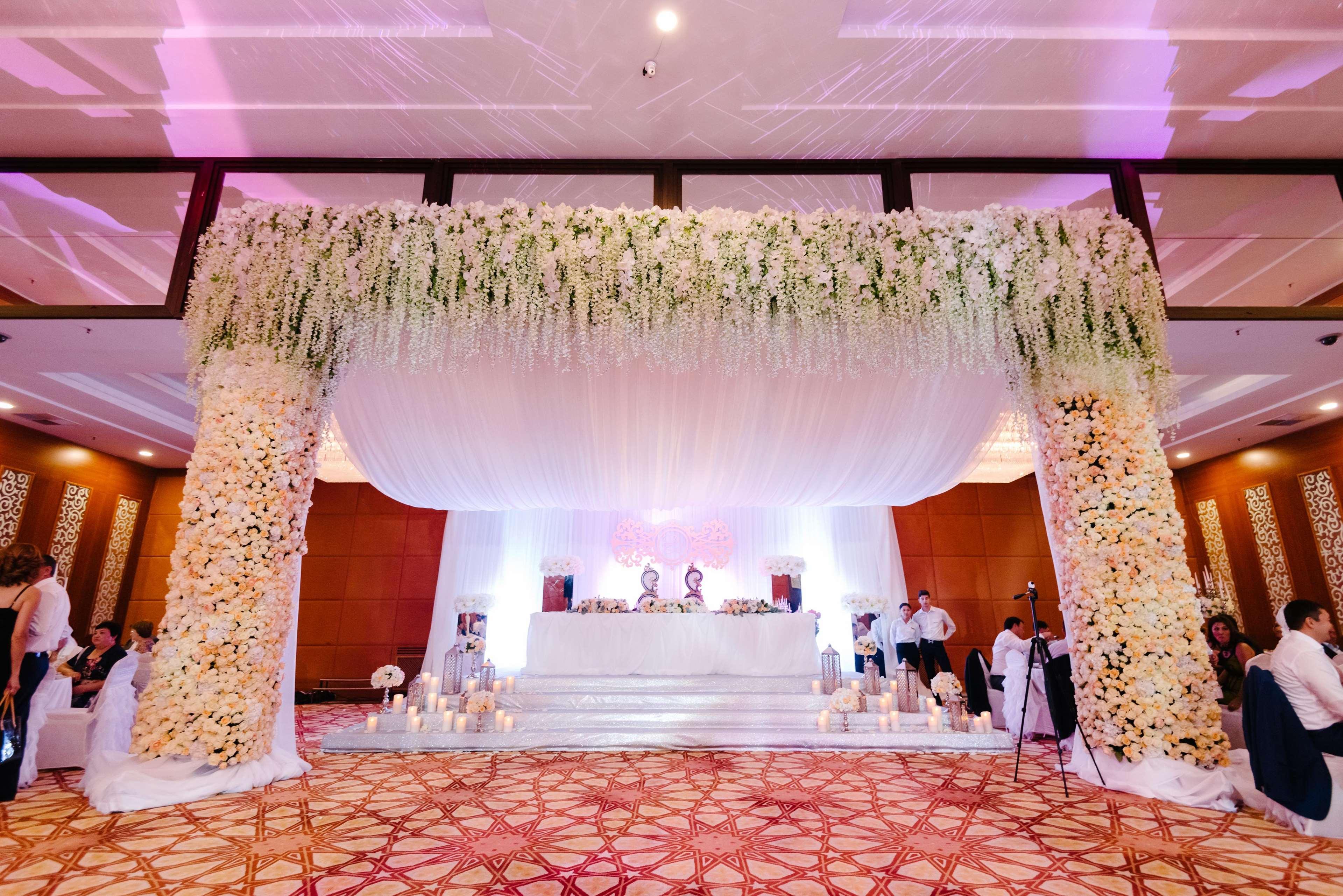 Rixos Borovoe Hotell Shchūchīnsk Exteriör bild A modern Thai wedding